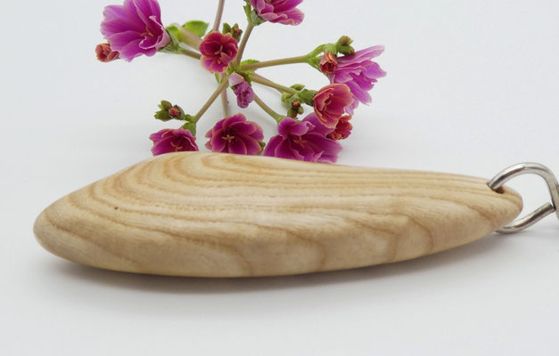 Schlüsselanhänger aus Holz - Esche