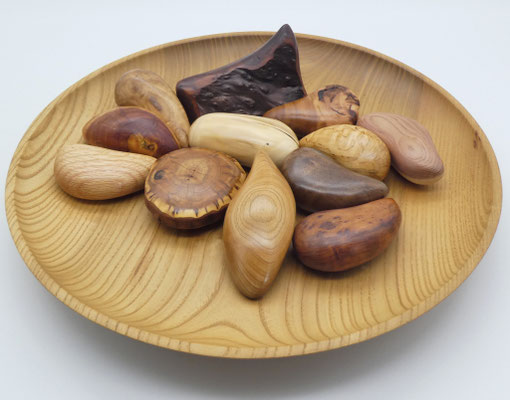 Handschmeichler aus Holz - chinesischer Wacholder