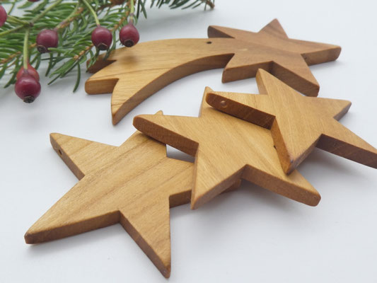 3 Holzsterne & 1 Komet aus Kirsche