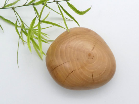 Handschmeichler aus Mispelholz