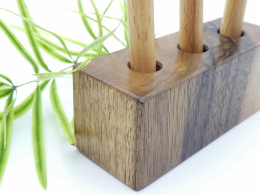 Stiftehalter aus Holz - Walnuss