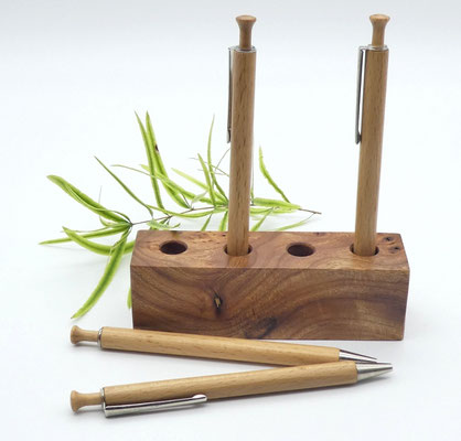 Stiftehalter aus Ulmenmaser für 4 Stifte