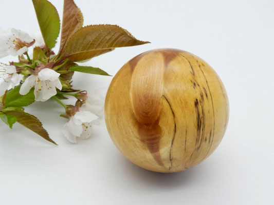 Holzkugel aus Weide 56 mm
