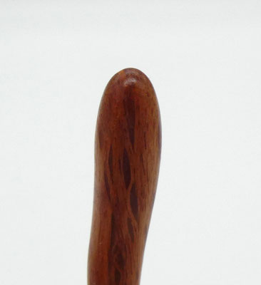 kurzer Haarstab aus Sheoak