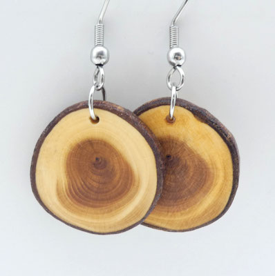 runde Ohrringe aus Holz - Eibe