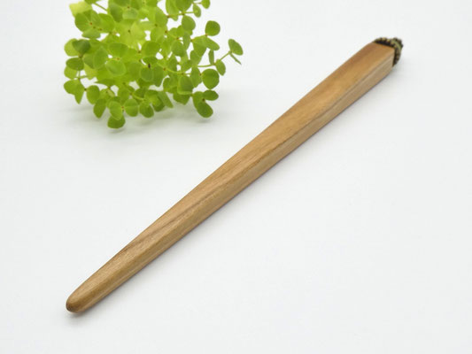 Haarstab aus Kirsche & Serpentin