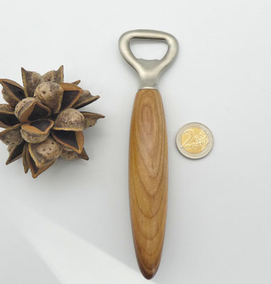Flaschenöffner mit Holzgriff aus Zwetschge