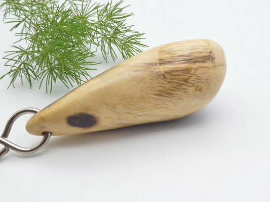 Handschmeichler-Schlüsselanhänger aus Robinie