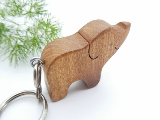 Elefant aus Ulme - Schlüsselanhänger aus Holz