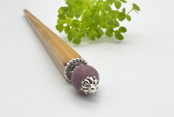 Haarstab aus Kirsche & Karneol