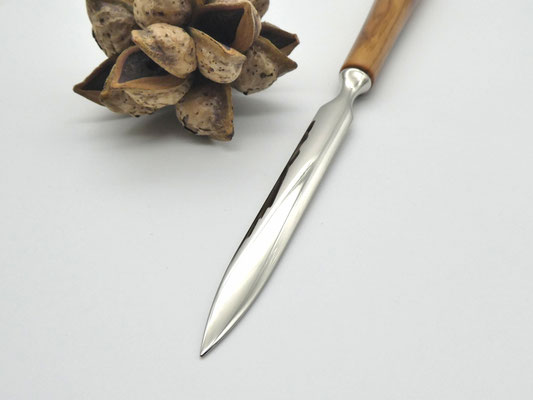 Brieföffner mit Holzgriff aus Olivenholz