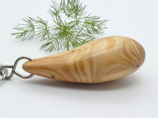 Schlüsselanhänger-Handschmeichler aus Holz - Lärche