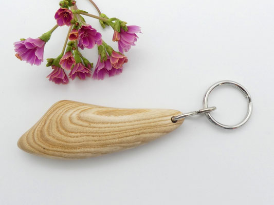 Schlüsselanhänger aus Holz - Esche