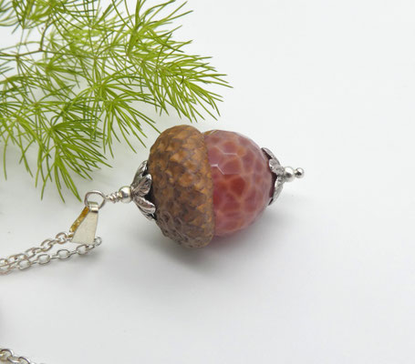 Naturschmuck-Anhänger mit Eichel & Achat