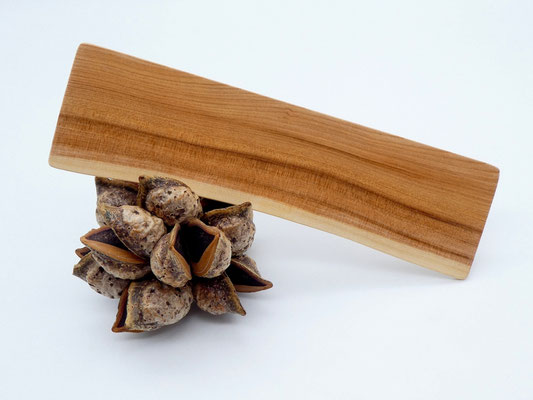 Lesezeichen aus Holz - echtes Wacholderholz
