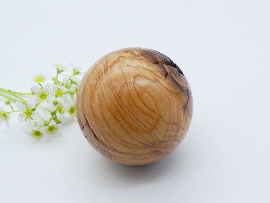 Holzkugel aus Esche 52 mm