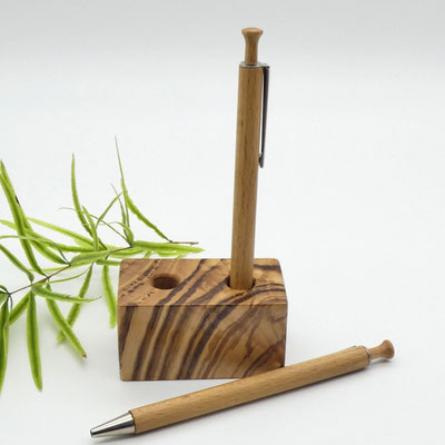 Stifthalter aus Olivekern-Esche für 2 Stifte