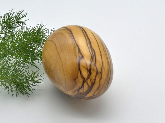 Holzei aus Olivenholz für Ostern