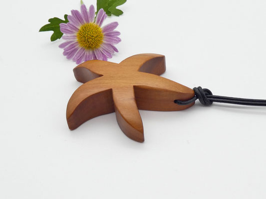 Seestern-Anhänger aus Kirsche