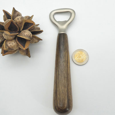 Flaschenöffner mit Holzgriff aus Walnuss