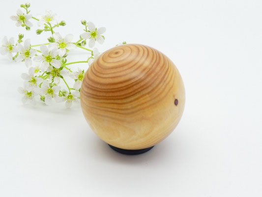 Holzkugel aus Douglasie 50 mm