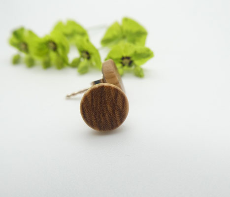 Ohrstecker aus Olivenholz, 8 mm