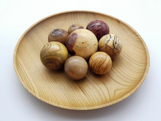 Holzkugel aus chinesischem Wacholder 76 mm