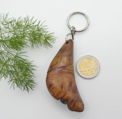Schlüsselanhänger-Handschmeichler aus Eukalyptuswurzel