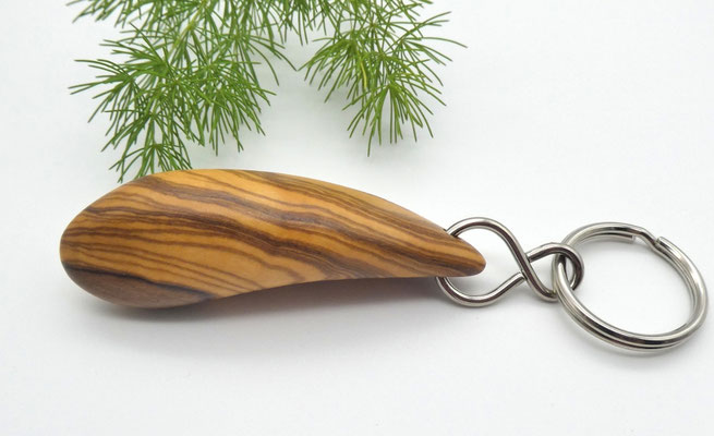 Schlüsselanhänger aus Olivenholz