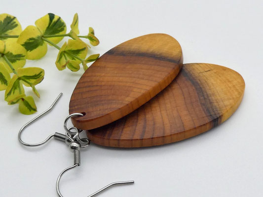 Ohrringe aus Holz - Eibe