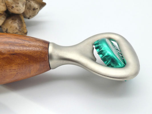 Flaschenöffner mit Holzgriff aus Sheoak