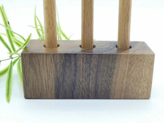 Stiftehalter aus Holz - Walnuss