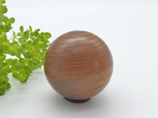 Holzkugel aus Maulbeerbaum 50 mm