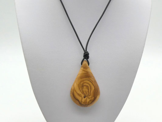 Anhänger aus Holz - Olivenholz