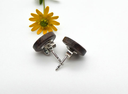 Ohrstecker aus Nussbaumwurzel 10mm