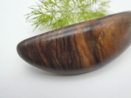 Haarspange aus Holz - Nussbaumwurzel & mittelgroße Klammer