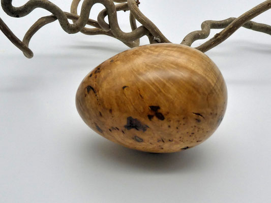 Holzei aus Ahornmaser