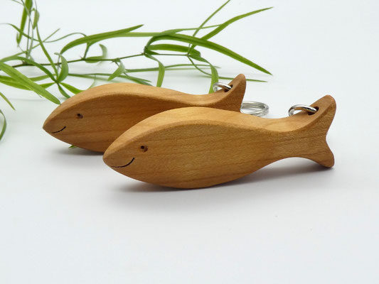 Fisch Schlüsselanhänger aus Kirsche