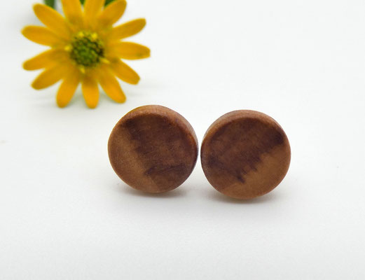 Mini-Ohrstecker aus Apfelbaum 8 mm