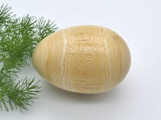 Osterei aus Holz - Esche