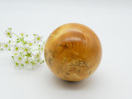 Holzkugel aus Buchsbaum 78 mm