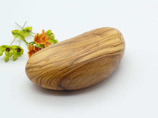 Handschmeichler aus Holz - Olivenholz