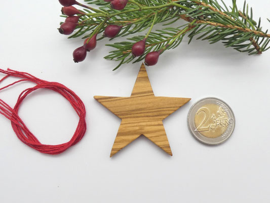 8 Sterne-Anhänger aus Olivenholz