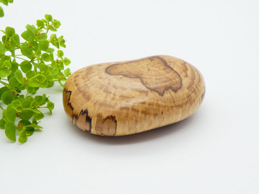 Handschmeichler aus gestockter Eberesche