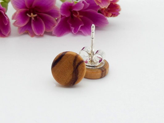 Mini-Ohrstecker aus Olivenholz 8 mm