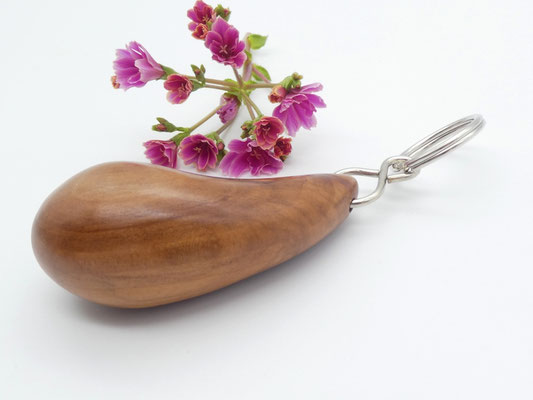 Schlüsselanhänger-Handschmeichler aus Apfelbaum