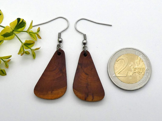 Ohrringe aus Holz - Eibe