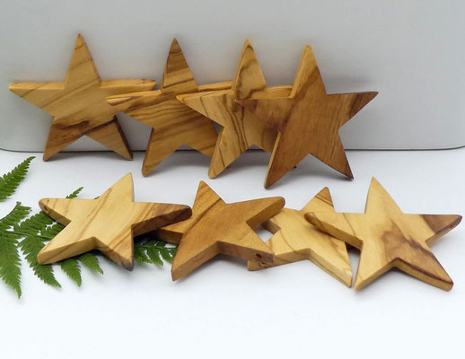 8 Holzsterne aus Olivenholz