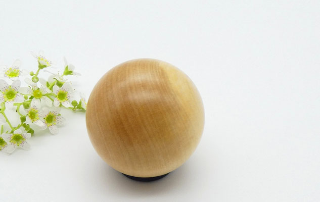 Holzkugel aus Ilex 42 mm (Stechpalme)