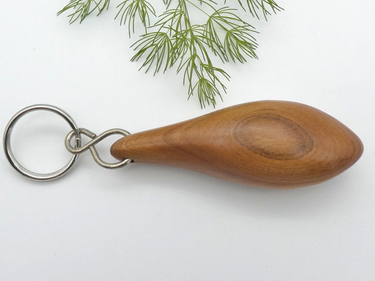 Handschmeichler-Schlüsselanhänger aus Holz - Kirsche